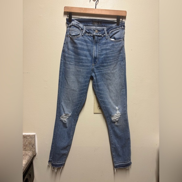Abercrombie & Fitch Denim - Abercrombie & Fitch Simone high rise ankle jeans 27/4r